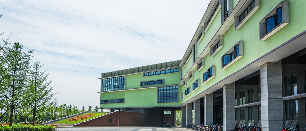 Classroom learning at Oba-Adelani Gbogboade Memorial Schools